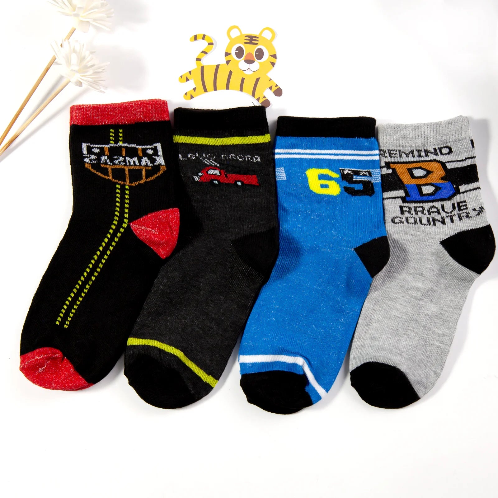 Free Shipping Kit 12 Paired Socks Infant Men Boys Cartoon Comfort and Durability Random