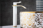 Basin Faucet Gold and white Waterfall Faucet Brass Bathroom Faucet Bathroom Basin Faucet Mixer Tap Hot and Cold Sink faucet